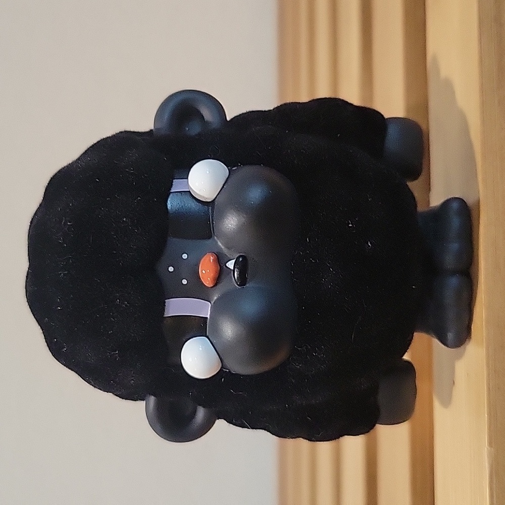 Popmart Crybaby Lil' Black Kong (Secret) Figure (NO BOX)